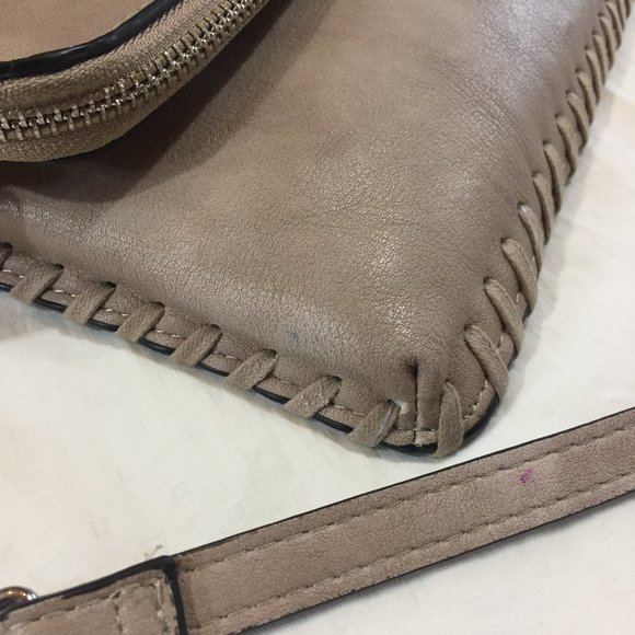 Crossbody Purse with Detachable Strap - Picture 6 of 6